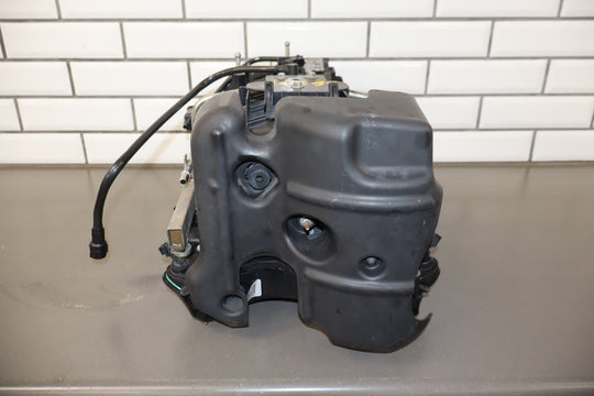 09 Chevrolet Tahoe Hybrid 6.0L LFA Intake Manifold with Injectors/Throttle Body