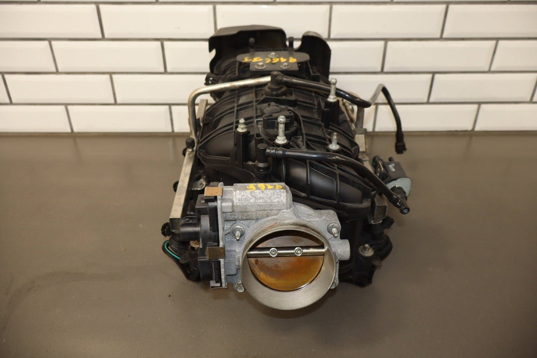 09 Chevrolet Tahoe Hybrid 6.0L LFA Intake Manifold with Injectors/Throttle Body