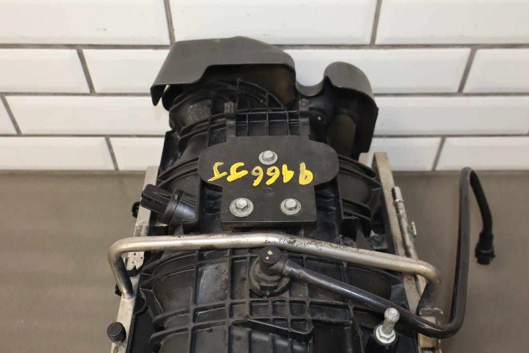 09 Chevrolet Tahoe Hybrid 6.0L LFA Intake Manifold with Injectors/Throttle Body