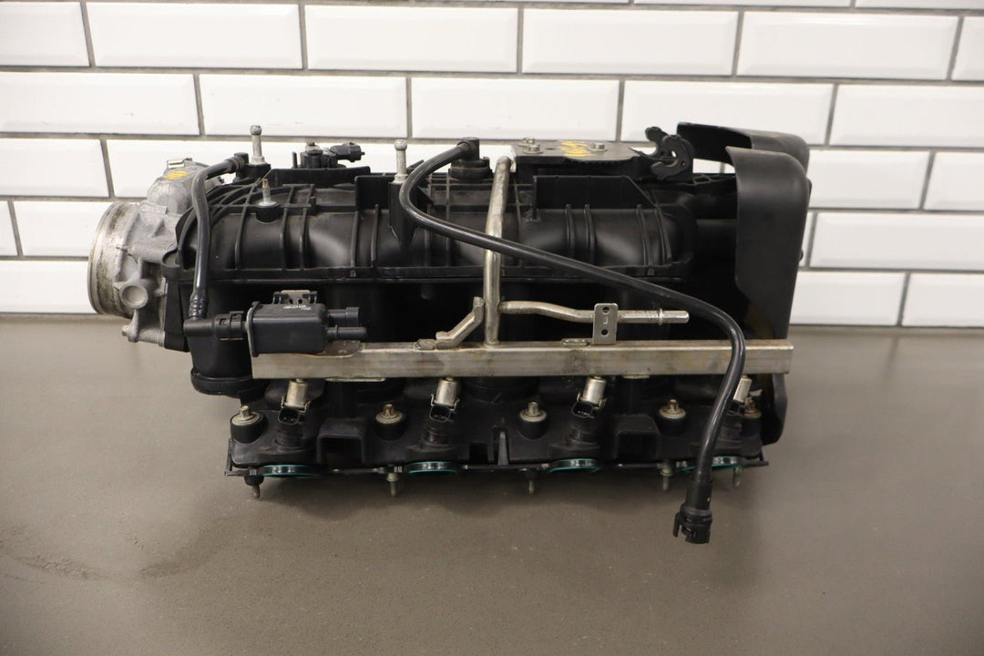 09 Chevrolet Tahoe Hybrid 6.0L LFA Intake Manifold with Injectors/Throttle Body