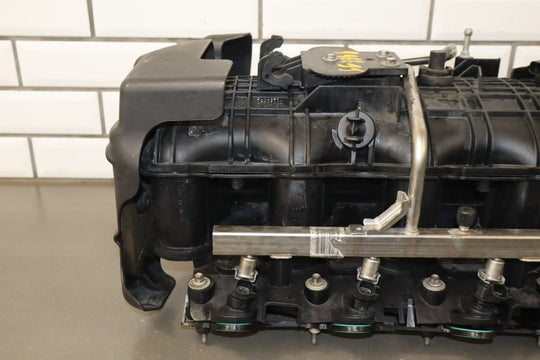 09 Chevrolet Tahoe Hybrid 6.0L LFA Intake Manifold with Injectors/Throttle Body