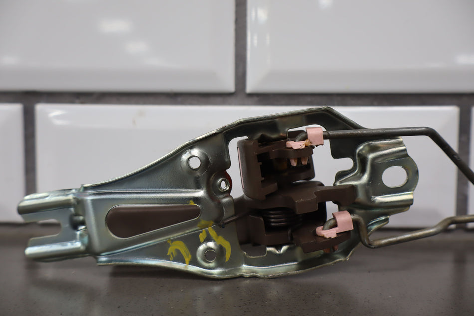 1997 Lexus LX450- Left Rear Door Latch