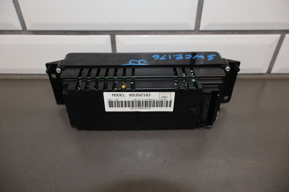 1997-2004 Chevrolet Corvette Automatic Temperature Climate Control CJ2