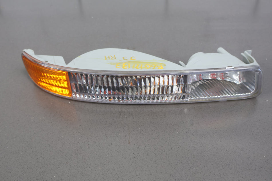 2006 GMC Sierra 2500- Right Front Lamp