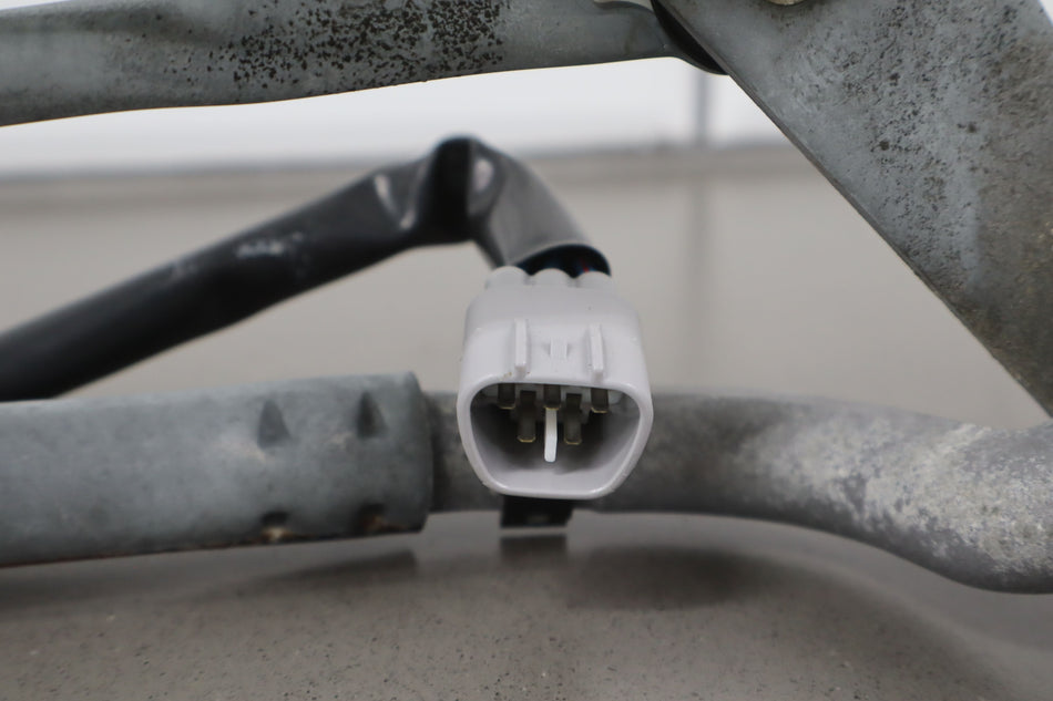 2012 Lexus GX460- Wiper Linkage
