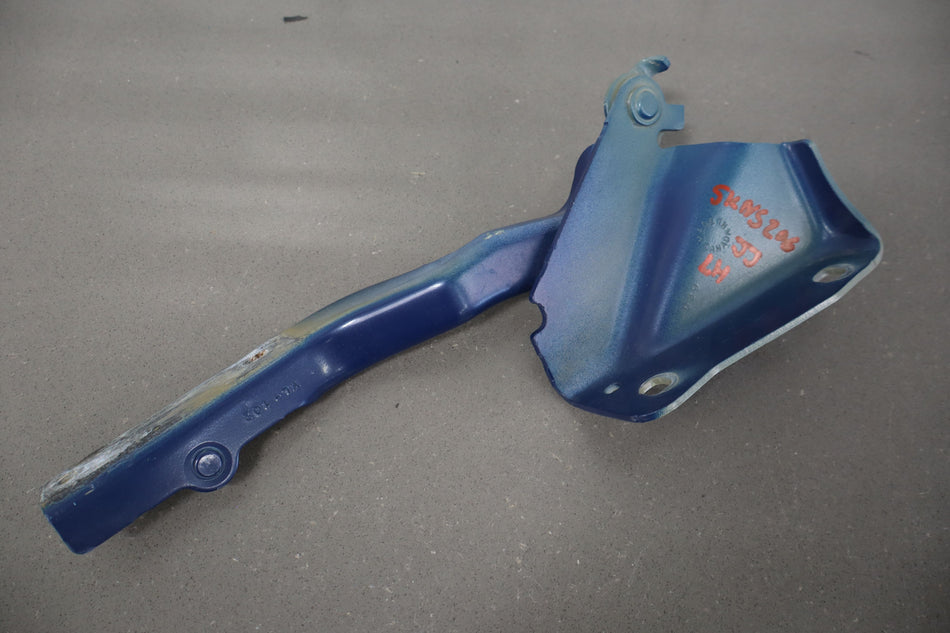 2019 Nissan Titan XD- Hood Hinge