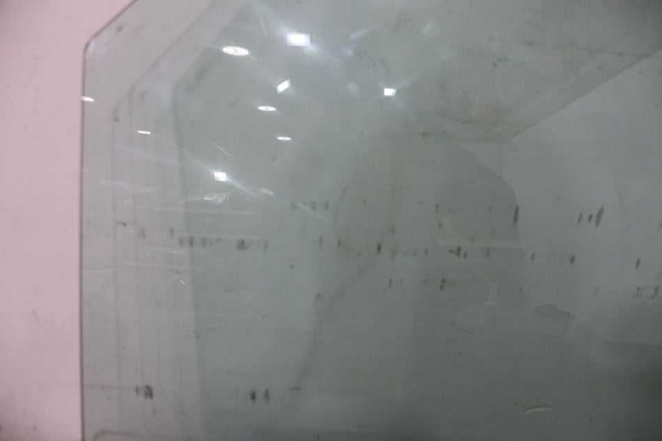 2004 GMC Savana 1500- FRONT DOOR GLASS/WINDOW
