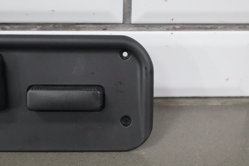 2005 Hummer H2- Seat Switch