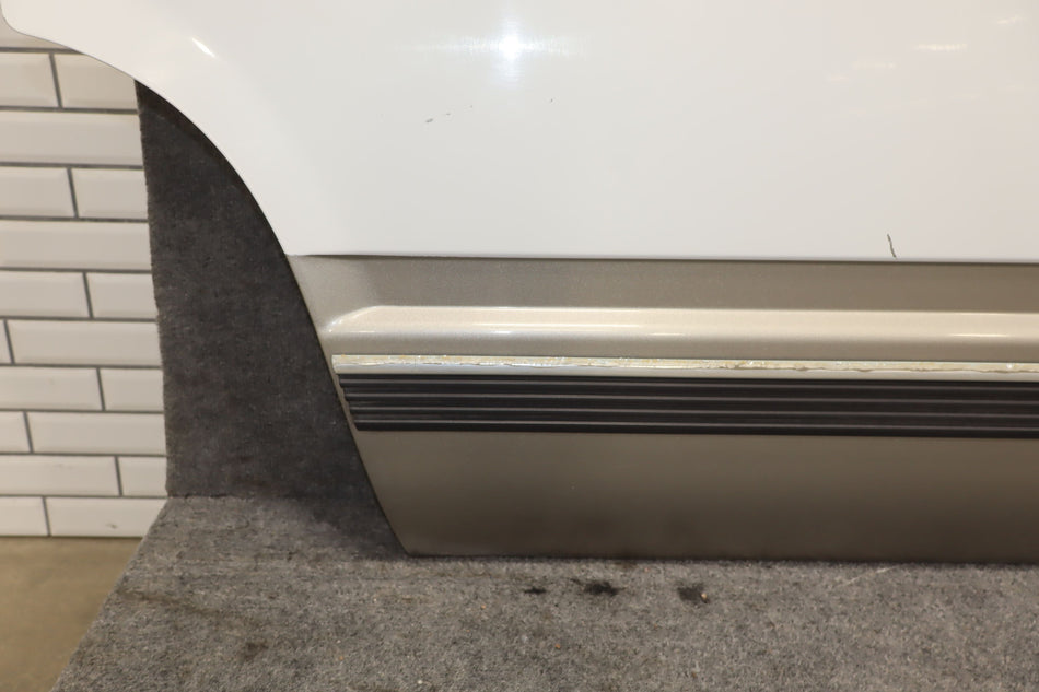 1999 Chevrolet Tahoe- Right Rear Door