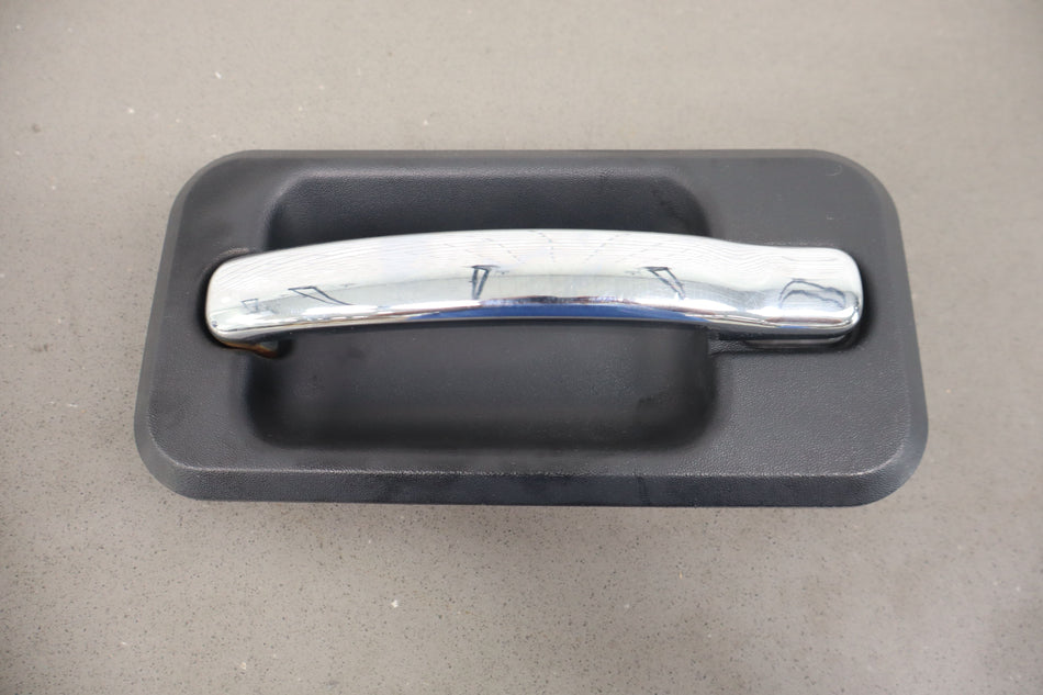 2006 Hummer H2- Left Rear Door Handle