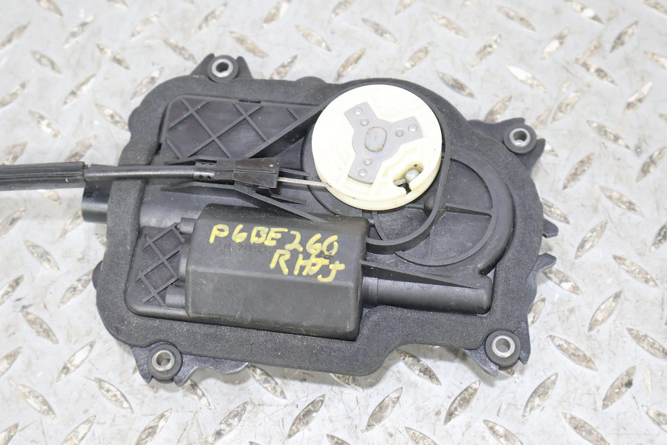 2006 BENTLY- Right Front Door Latch
