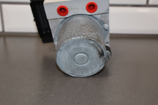 10 - 11 Chevy Camaro ABS Anti Lock Brake Pump & Module