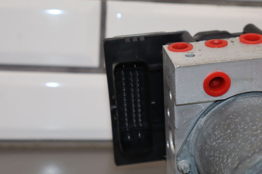 10 - 11 Chevy Camaro ABS Anti Lock Brake Pump & Module