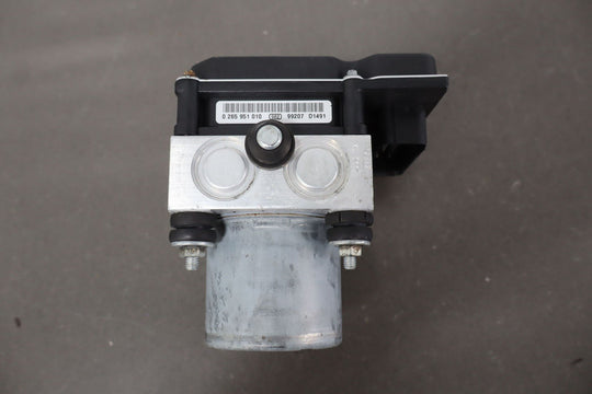10 - 11 Chevy Camaro ABS Anti Lock Brake Pump & Module