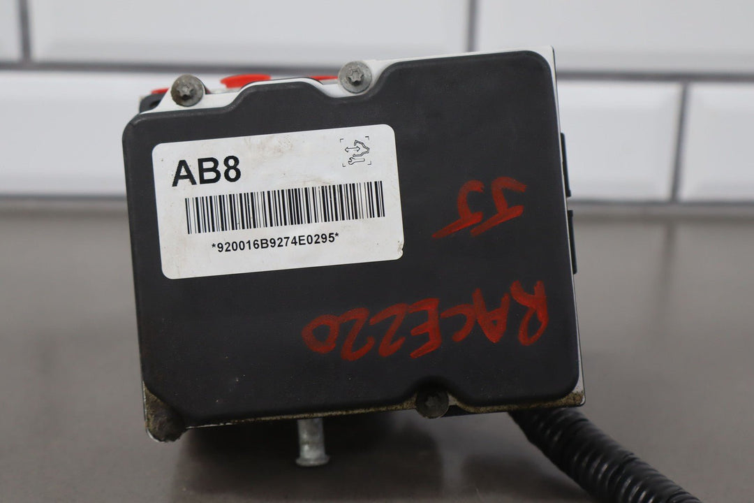 10 - 11 Chevy Camaro SS Anti Lock Brake ABS Pump & Module W/Pigtail