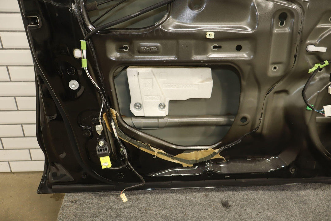 10 - 11 Lexus GX460 Left Driver Front Door Shell *Onyx Black 202*