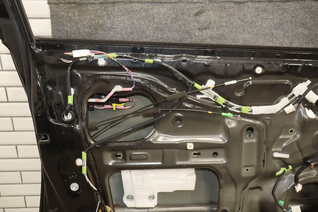 10 - 11 Lexus GX460 Left Driver Front Door Shell *Onyx Black 202*