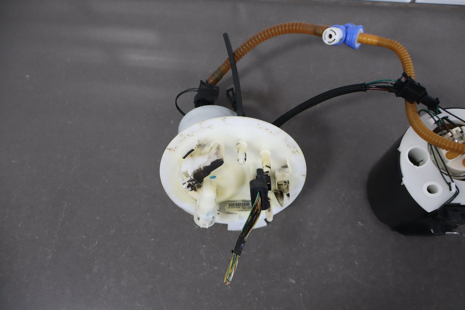 10-12 Jaguar X351 XJ 5.0 N/A Fuel Gas Tank Pump Sender Unit 9X239A309AC OEM