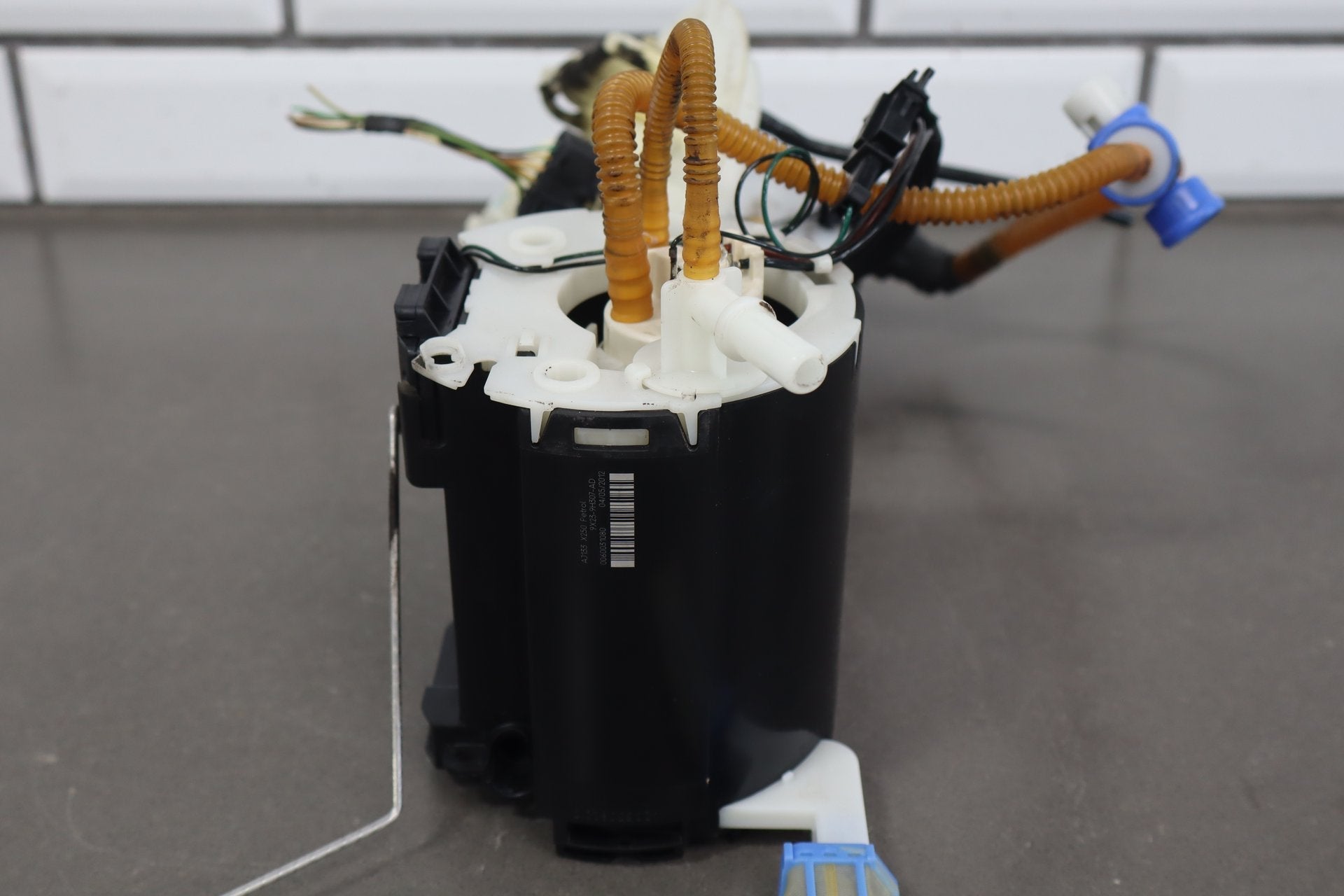 10-12 Jaguar X351 XJ 5.0 N/A Fuel Gas Tank Pump Sender Unit 9X239A309AC OEM