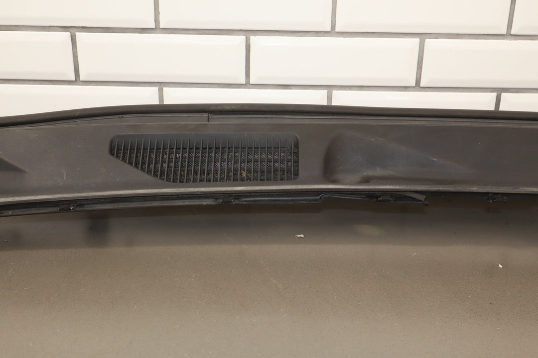 10 - 13 Lexus GX460 Front Center Cowl Vent Panel W/Seal (Textured Black)