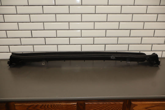 10 - 13 Lexus GX460 Front Center Cowl Vent Panel W/Seal (Textured Black)