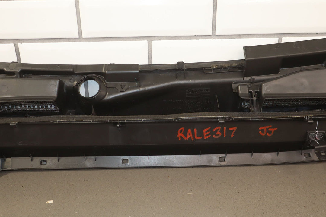 10 - 13 Lexus GX460 Front Center Cowl Vent Panel W/Seal (Textured Black)