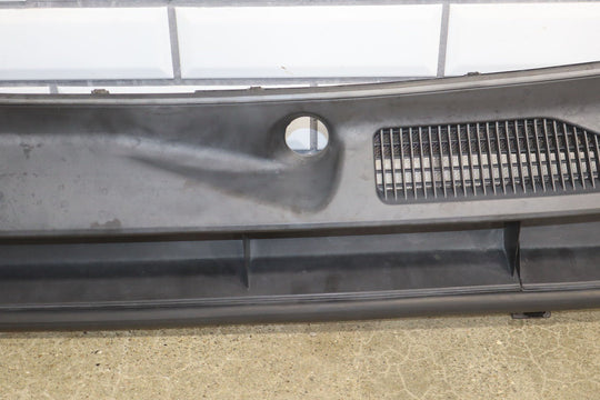 10 - 13 Lexus GX460 Front Center Cowl Vent Panel W/Seal (Textured Black)