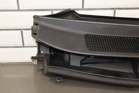 10 - 13 Lexus GX460 Front Center Cowl Vent Panel W/Seal (Textured Black)