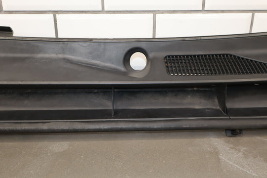 10 - 13 Lexus GX460 Front Center Cowl Vent Panel W/Seal (Textured Black)