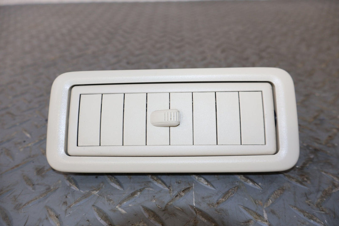 10 - 13 Lexus GX460 Interior Right Headliner AC Vent (Neutral Color) Solid Mount