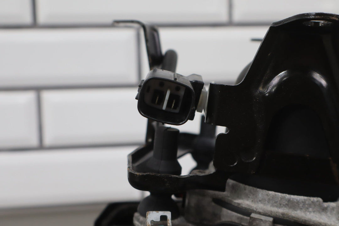 10 - 13 Lexus GX460 OEM Secondary Air Injection Pump W/Bracket 176100C040