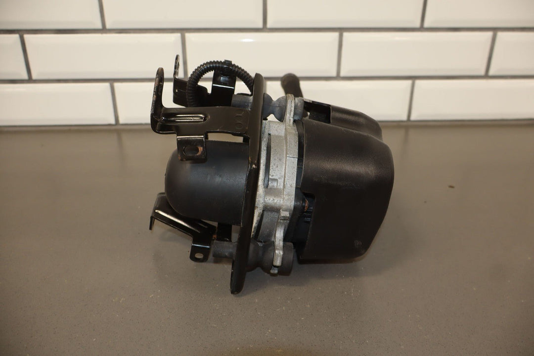 10 - 13 Lexus GX460 OEM Secondary Air Injection Pump W/Bracket 176100C040