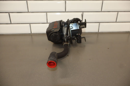 10 - 13 Lexus GX460 OEM Secondary Air Injection Pump W/Bracket 176100C040