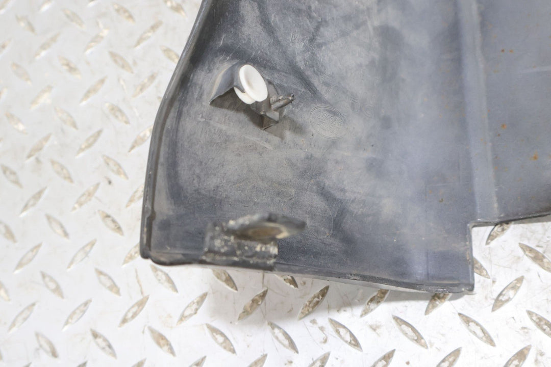 10 - 13 Range Rover Right RH Lower Fender Moulding (Santorini Black 820)