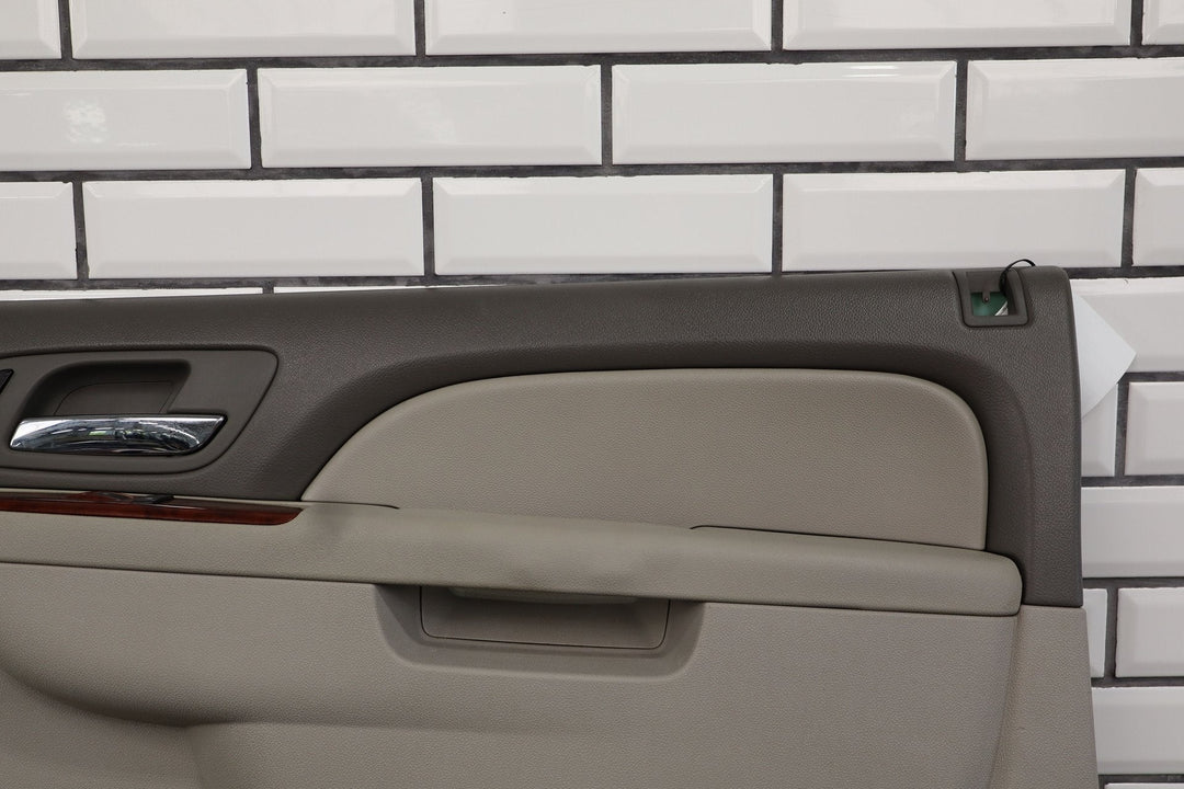 10 - 14 GMC Yukon Tahoe Suburban Avalanche Right Passenger Front Door Panel