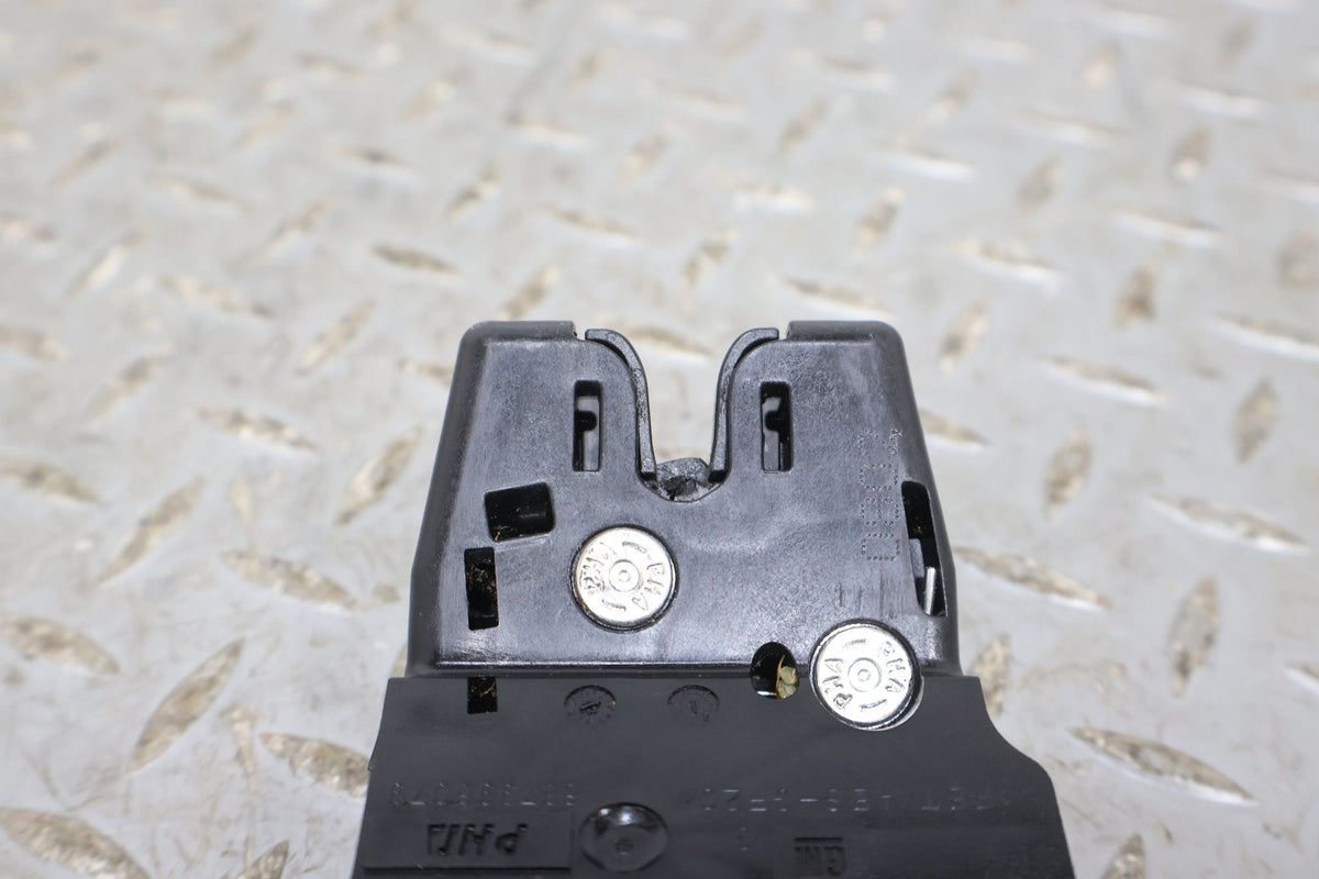 10-15 Chevy Camaro Coupe OEM Trunk Latch (Tested) See Notes