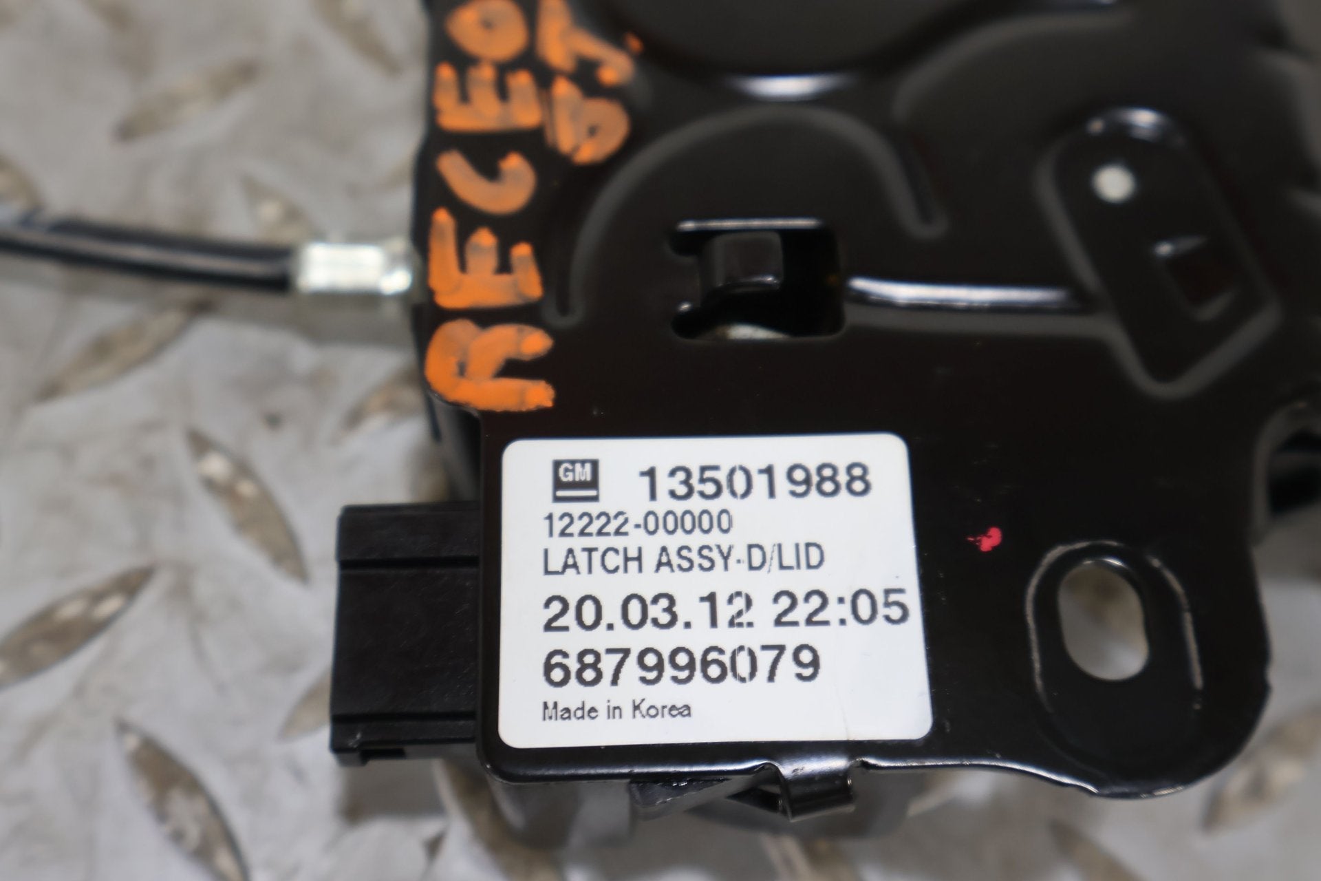 10-15 Chevy Camaro Coupe OEM Trunk Latch (Tested) See Notes