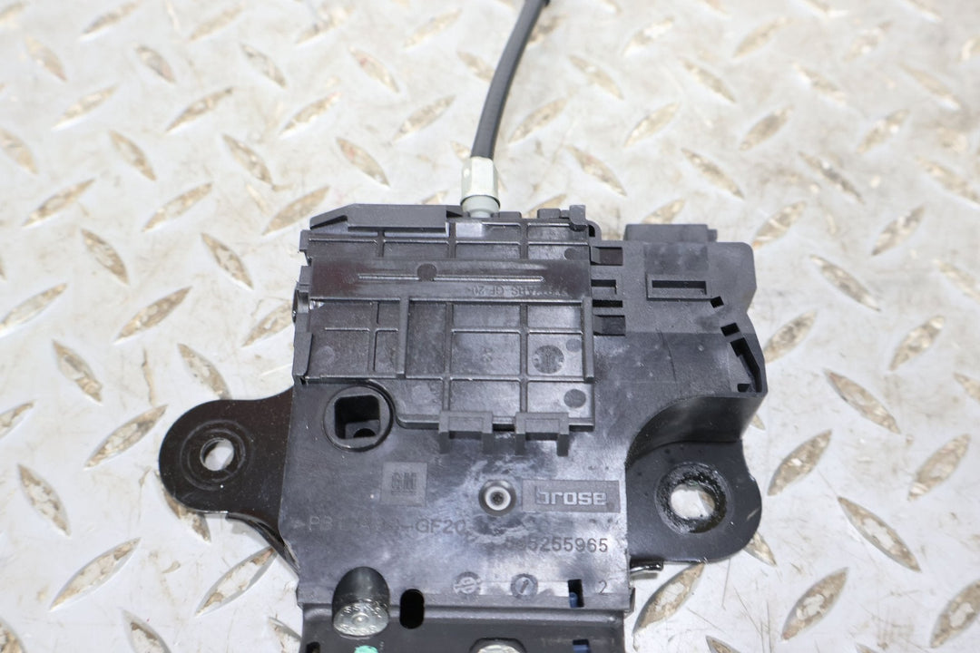 10 - 15 Chevy Camaro SS Coupe Trunk Deck Lid Latch W/Manual Release (Tested)