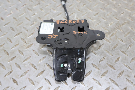 10 - 15 Chevy Camaro SS Coupe Trunk Deck Lid Latch W/Manual Release (Tested)