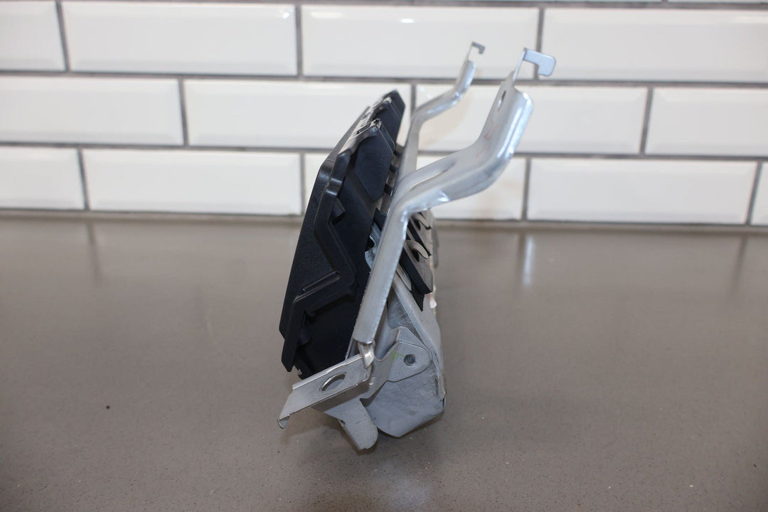 10 - 17 Misubishi Lancer Left Driver Dash Mounted Knee Airbag