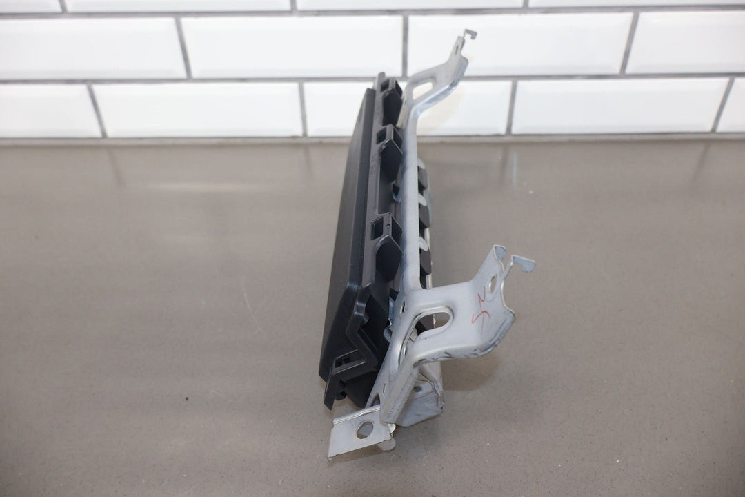 10 - 17 Misubishi Lancer Left Driver Dash Mounted Knee Airbag