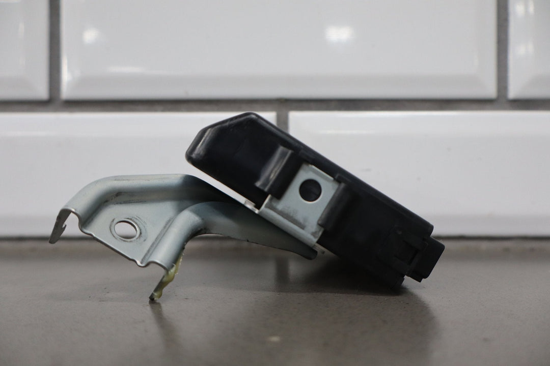 10 - 19 Lexus GX460 Transfer Case Control Module (89533 - 60271) OEM