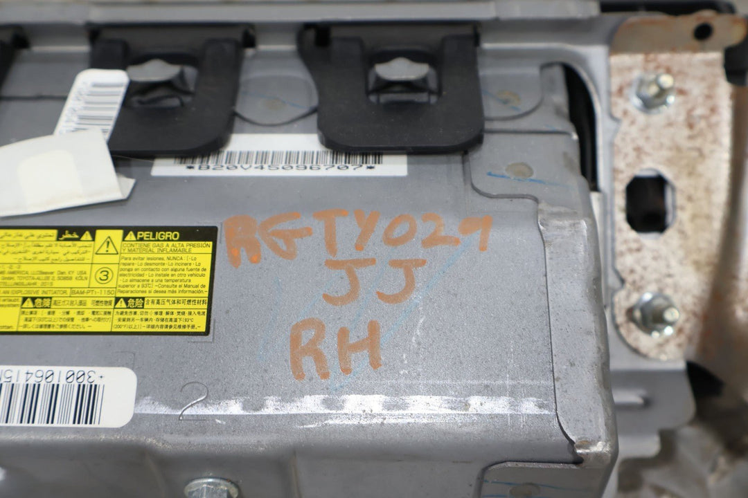 10 - 21 Toyota Sequoia / Tundra Right Front Passenger Lower Knee Airbag