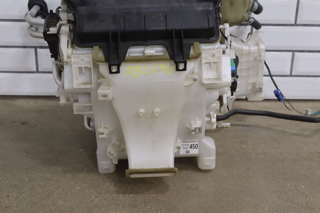 10 - 23 Lexus GX460 Front HVAC Blower Motor Heater Housing