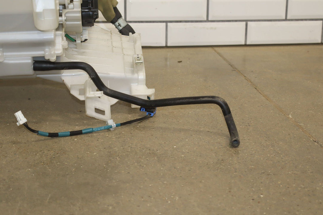 10 - 23 Lexus GX460 Front HVAC Blower Motor Heater Housing