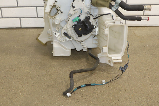 10 - 23 Lexus GX460 Front HVAC Blower Motor Heater Housing