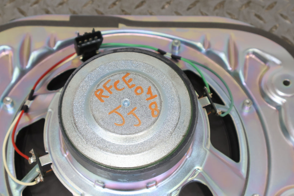 2015 Chevrolet Camaro- Speakers