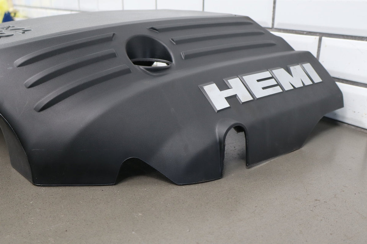 11-14 Dodge Challenger 5.7 Hemi V8 Engine Cover OEM