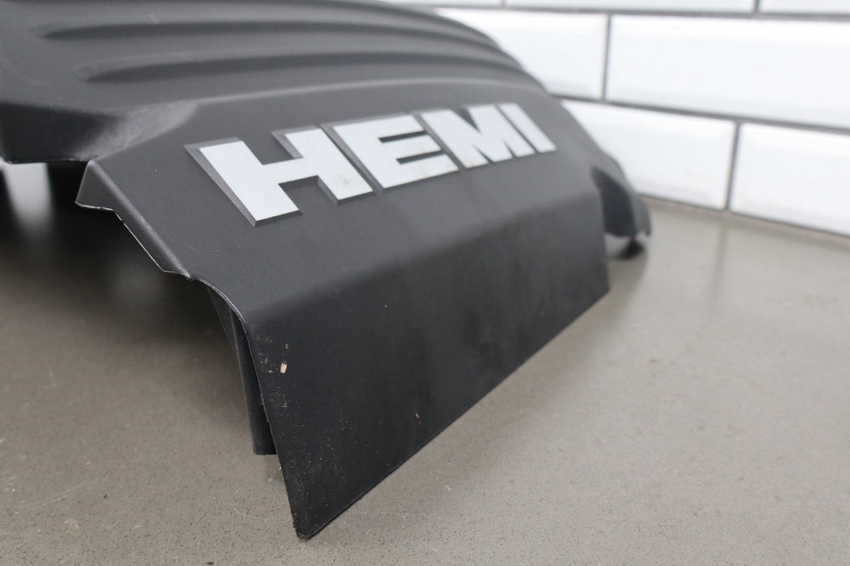 11-14 Dodge Challenger 5.7 Hemi V8 Engine Cover OEM