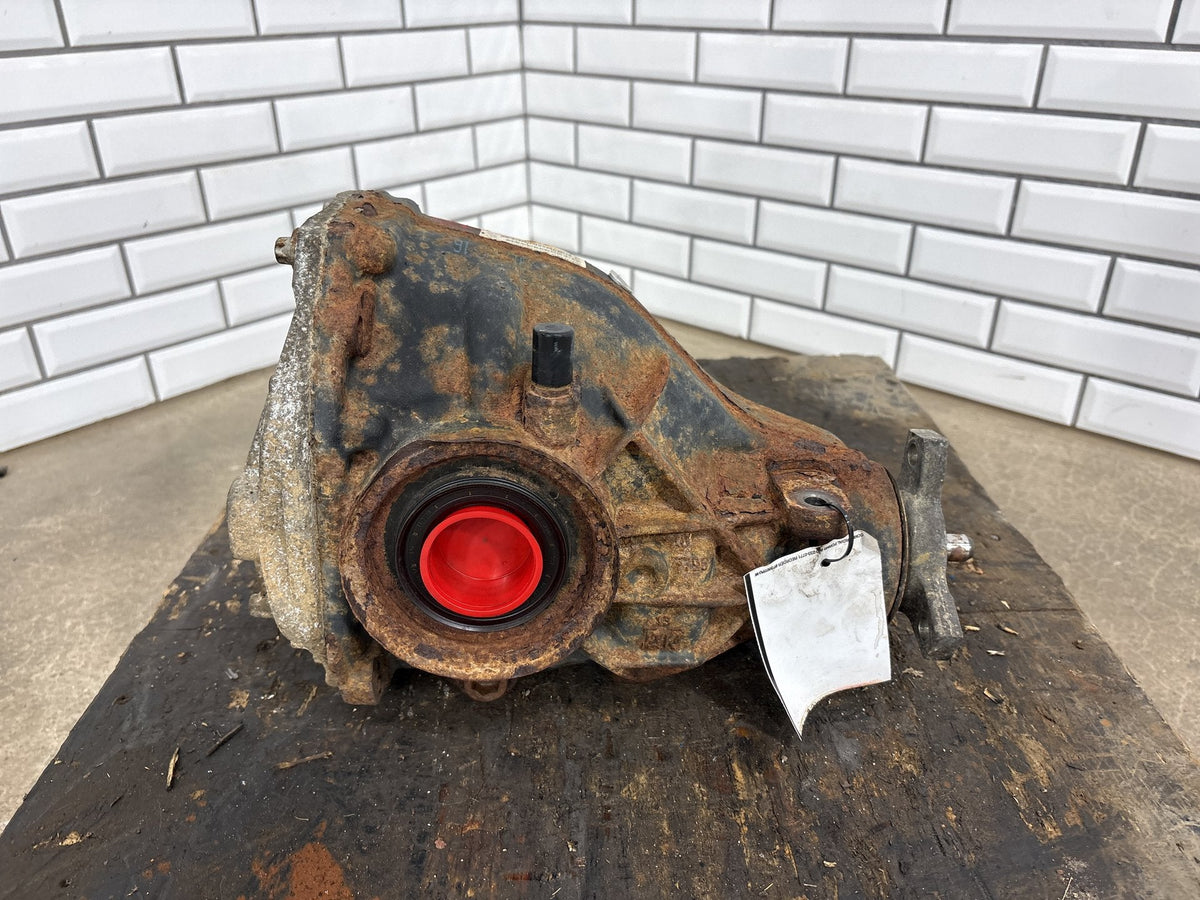 11-14 Dodge Challenger 5.7 Rear Differential Carrier 3.06 Ratio OEM